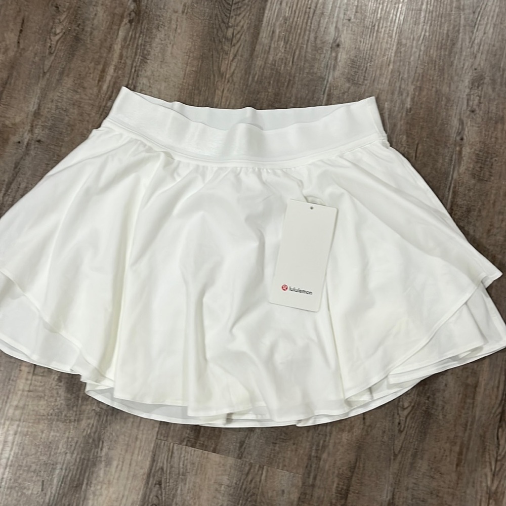 White Court Rival Skirt
